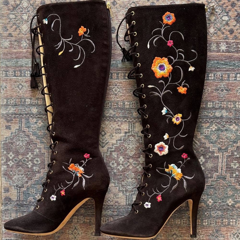 Jimmy Choo “Corrina” 60s revival embroidered boots - Picture 4 of 5